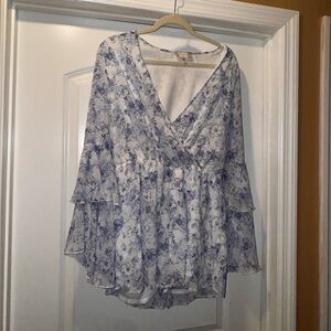 Altar'd State Blue and White Flutter Sleeve Romper- SIZE MEDIUM